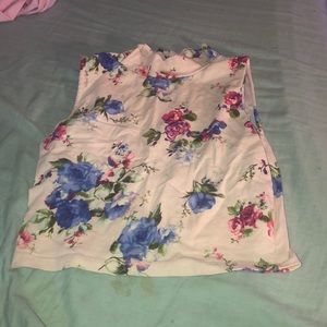 Floral no sleeve crop top